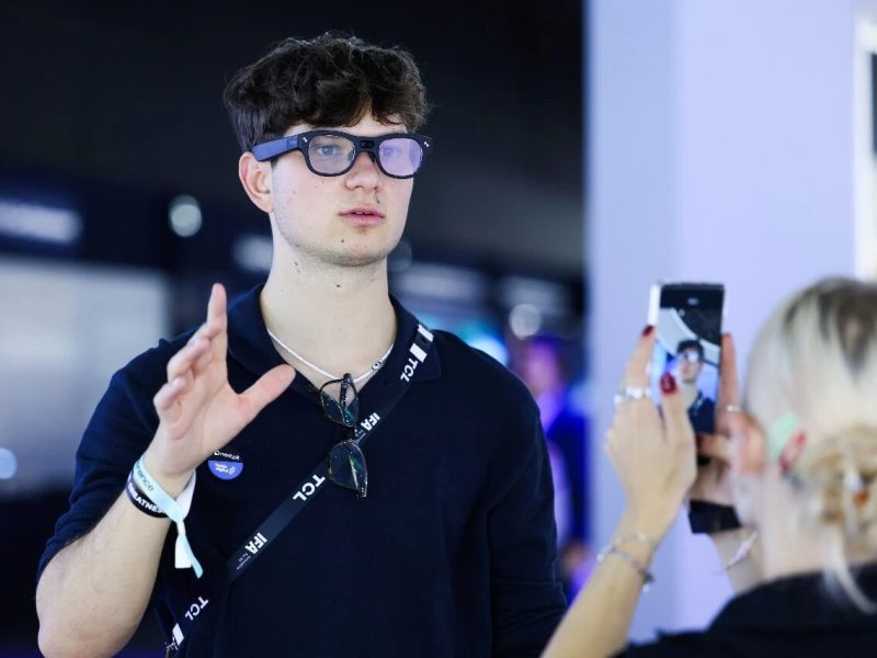 RayNeo привлича финансиране за AI умни очила