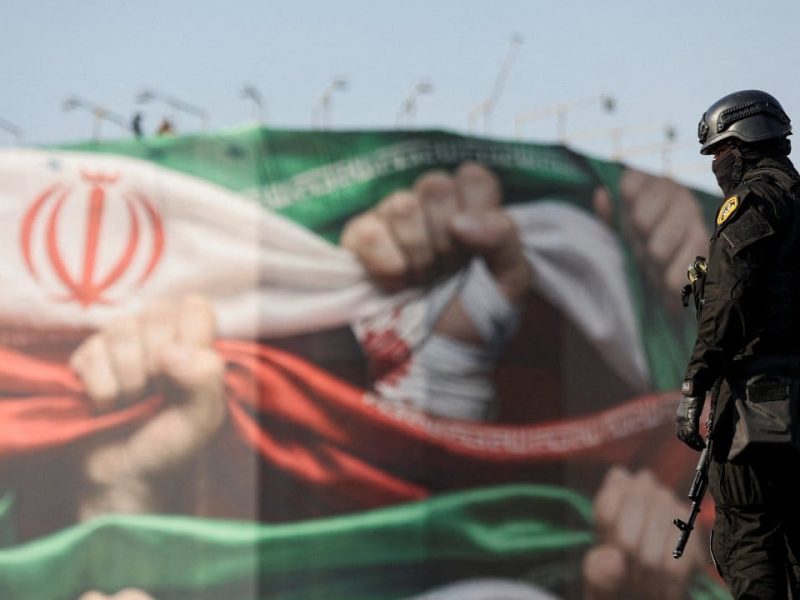 Защо Китай може да не действа в Иран, въпреки че има „повече за губене“, отколкото във Венецуела