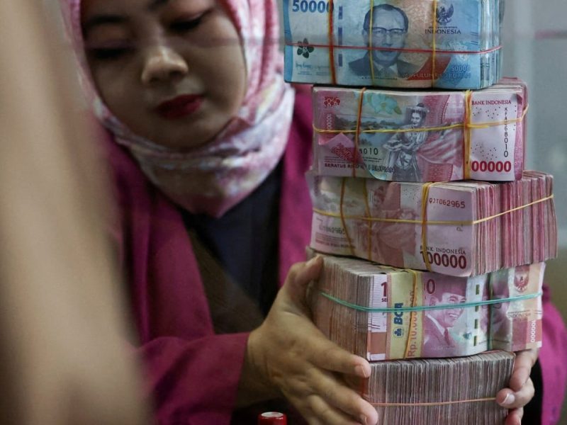 Индонезия се обръща към дигиталните финанси, за да достигне до населението без банкови услуги