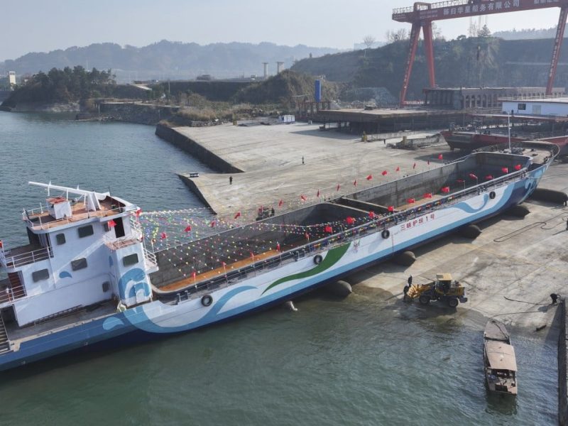 Китай засилва електрическите кораби в стремежа си да декарбонизира водните пътища, да използва мощта на EV