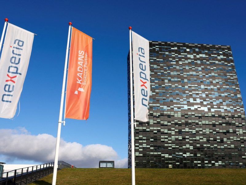 Решението на Холандия за Nexperia предизвиква критики