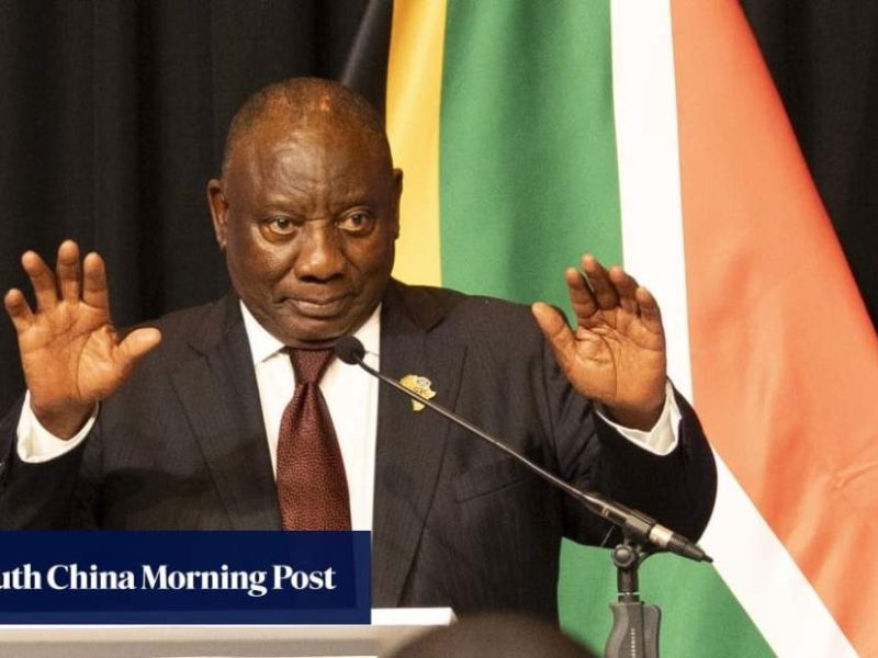 Немски блогър изследва живописния район Рехай на Tengchong