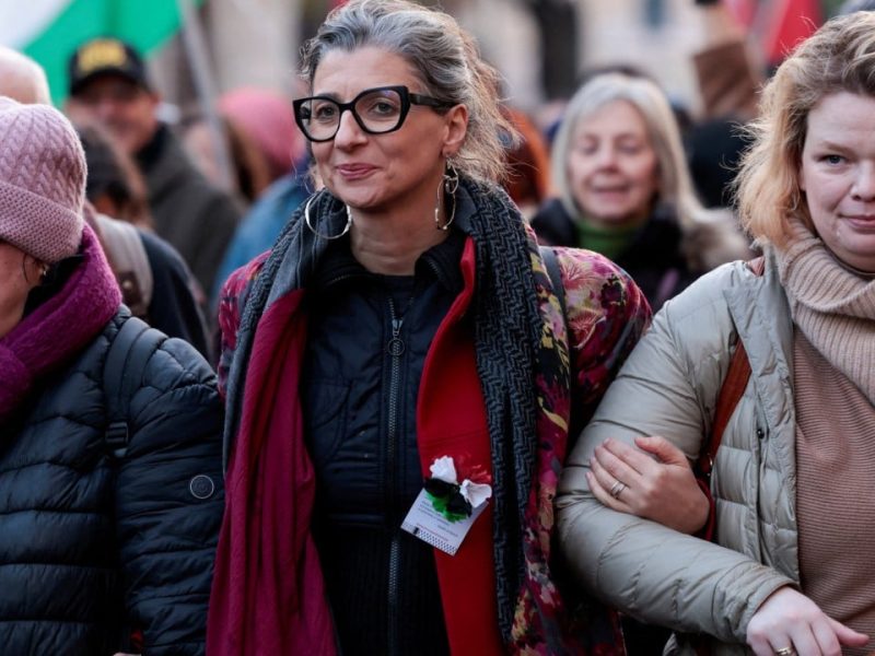 Световните артисти подкрепят докладчика за Палестина Франческа Албанезе въпреки критиките