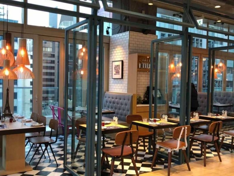 Закусващите в Хонконг са призовани да избягват суровите стриди, тъй като са открити повече случаи на хранително отравяне