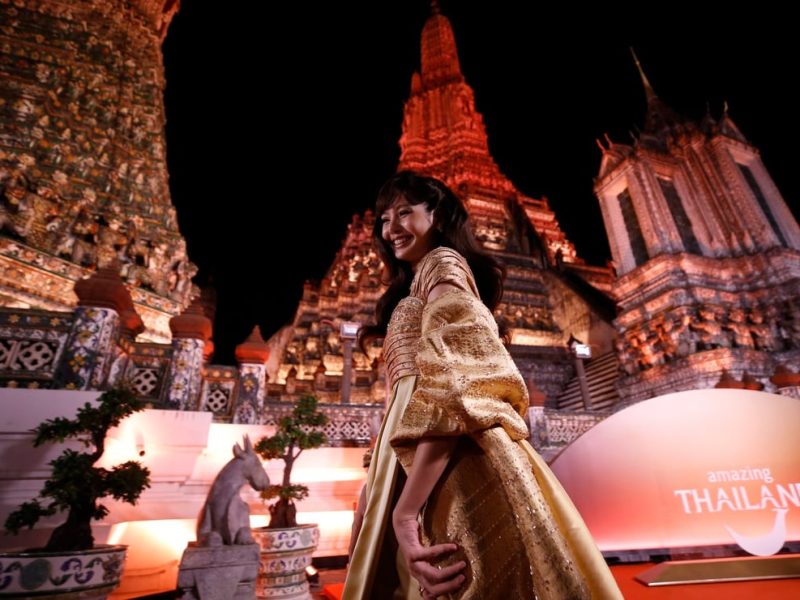 Тайланд отбелязва бум на пътуванията по лунната Нова година, тъй като китайските туристи се завръщат на тълпи