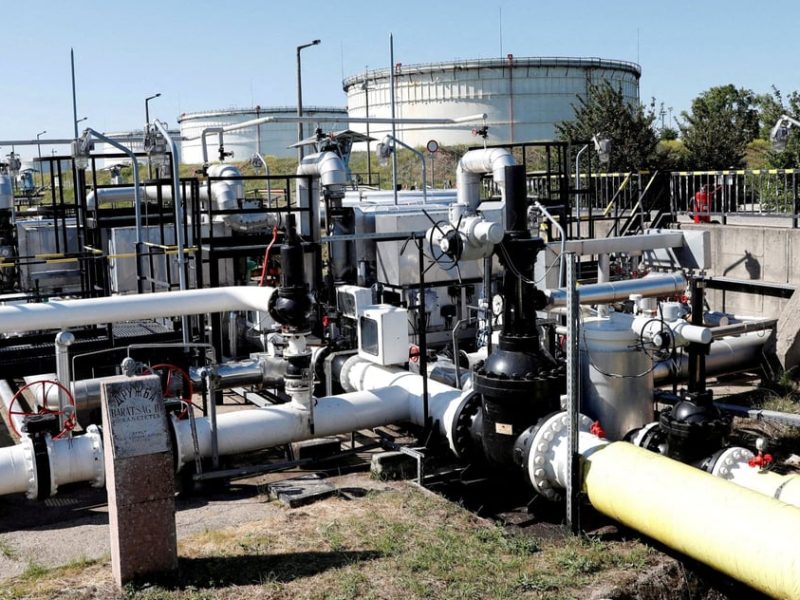 Зеленски призовава ЕС да заобиколи „изнудващото“ вето на Унгария върху жизненоважен заем от 103 милиарда щатски долара