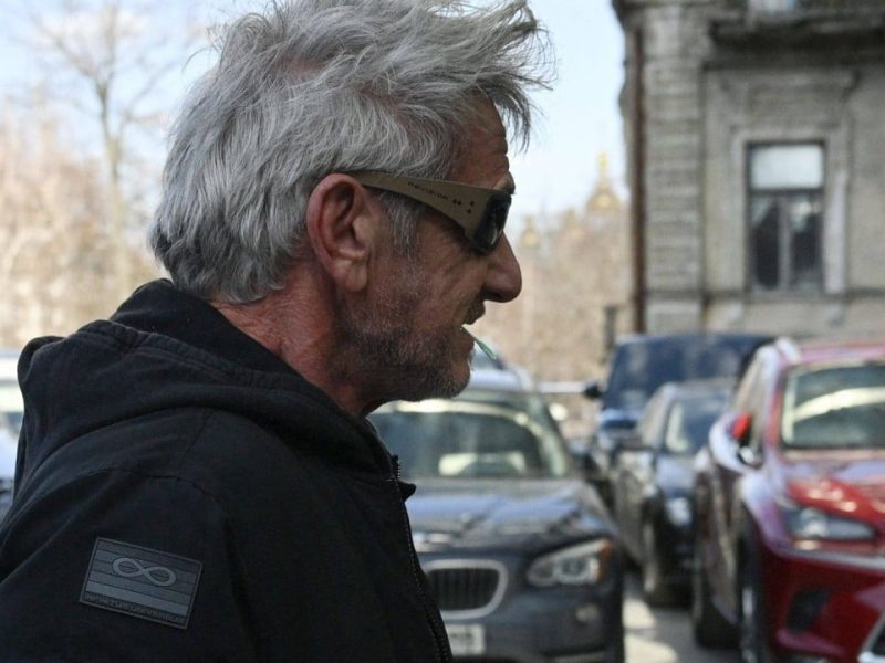 Носителят на Оскар Шон Пен пропуска церемонията по връчването на наградите Оскар, за да посети Зеленски в Киев