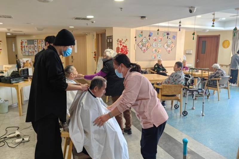 Китай активно насърчава участниците на пазара в услугите за грижи за възрастни хора