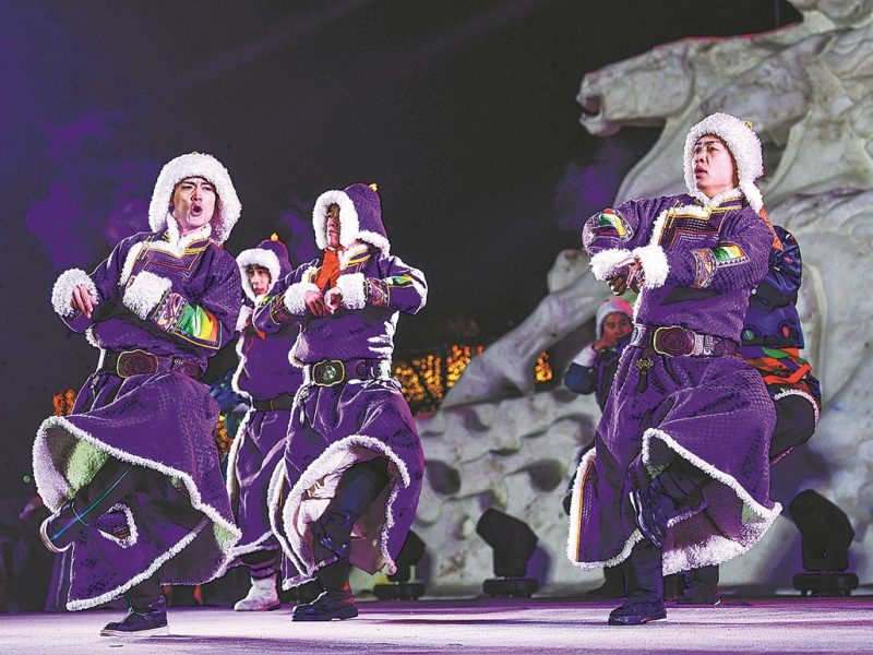 Пастирите на коне превръщат ледените пасища в гореща точка