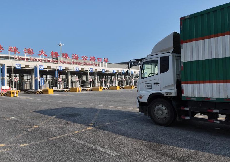 Пристанището на Джухай обработва 2 милиона пакети за електронна търговия всеки ден за износ