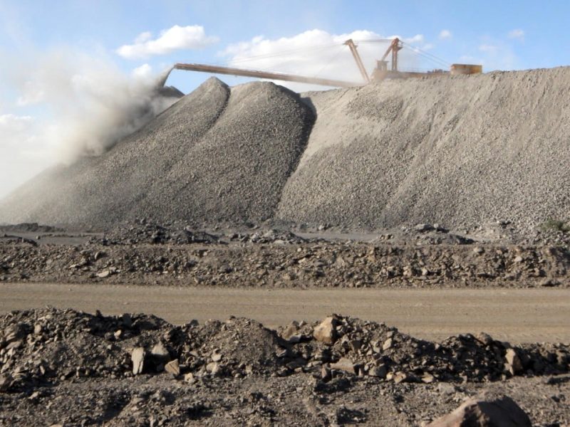 узивно | Могат ли запасите от редкоземни елементи на Китай да определят колко дълго ще продължат американските удари срещу Иран?