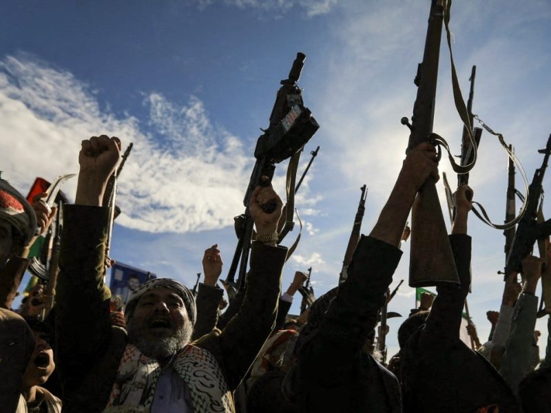 1 месец, 2 пролива, повече удари: колко дълго ще продължи войната между САЩ и Израел срещу Иран?