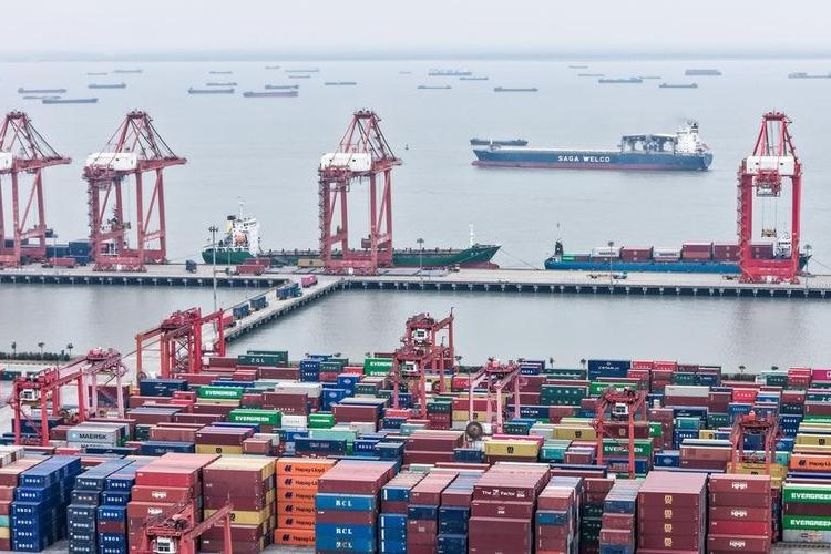 Пекин приветства възстановяването на тарифите на САЩ: Министерство