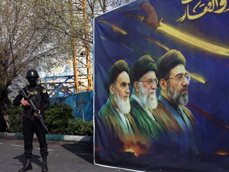 Иран казва, че ще атакува Apple, Google и Meta, ако повече от неговите лидери бъдат убити