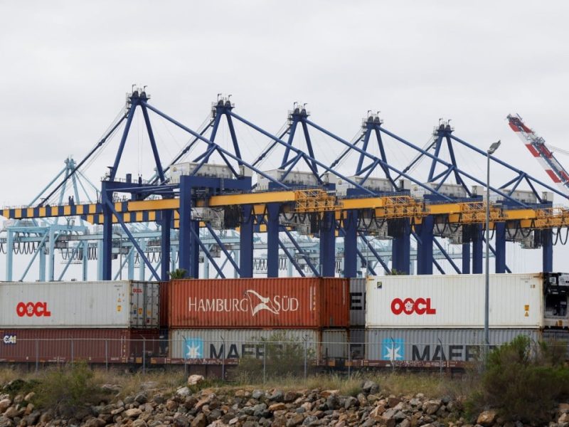 Митата на Тръмп хвърлят сянка, тъй като търговията между САЩ и Китай се свива преди срещата на лидерите