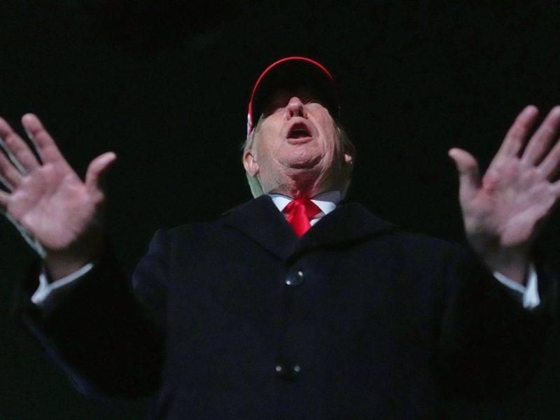 Тръмп атакува папа Лъв, наричайки го “слаб” по отношение на престъпността и “ужасен” за външната политика