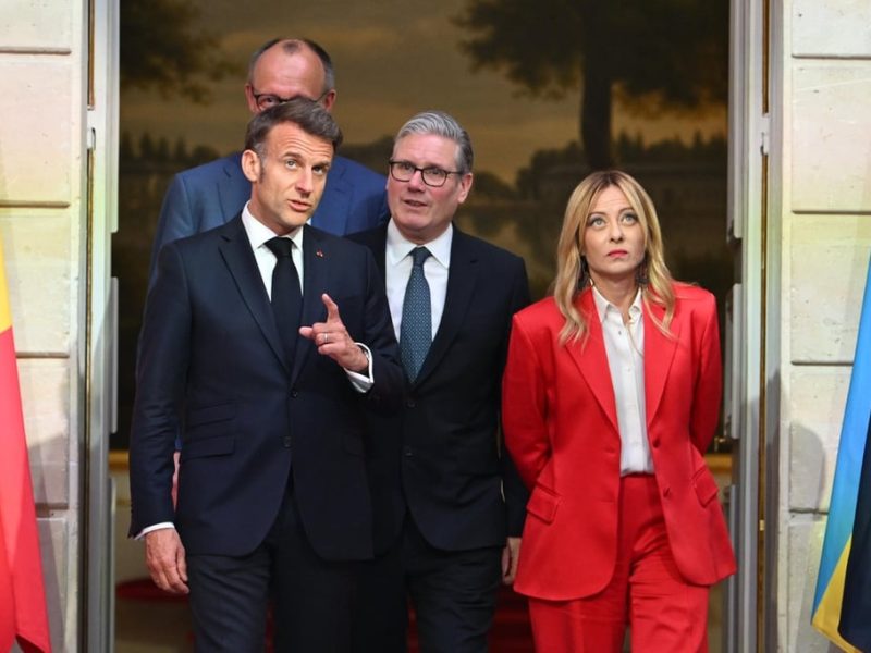 Иранска война: Франция и Обединеното кралство ще водят „отбранителни“ сили за Ормузкия пролив