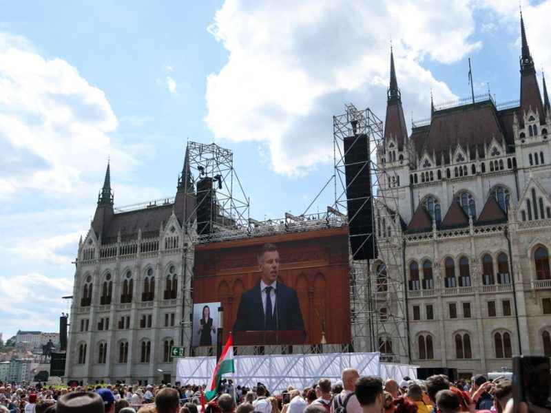 Новият премиер на Унгария Петер Маджар положи клетва, слагайки край на 16-годишното управление на Виктор Орбан